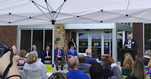 UNG Ribbon Cutting